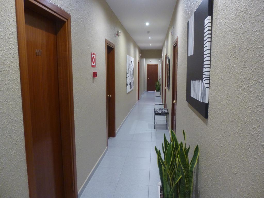 Pensión Iznájar Barcelona Exterior foto